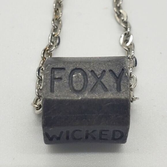 Pewter Barrel Necklace Rotating Words WICKED FOXY MAYBE - Picture 4 of 5